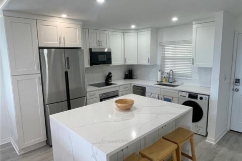 Condominio en alquiler en Clearwater, Florida, 2 dormitorios, 103.21 m2 № 1911197 - foto 12