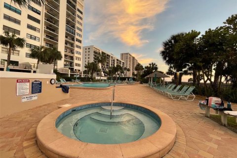 Condominio en alquiler en Clearwater, Florida, 2 dormitorios, 103.21 m2 № 1911197 - foto 4