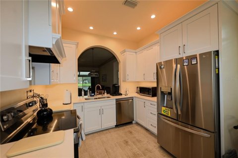 Casa en venta en Sarasota, Florida, 2 dormitorios, 117.43 m2 № 1856578 - foto 4