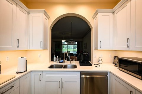 Casa en venta en Sarasota, Florida, 2 dormitorios, 117.43 m2 № 1856578 - foto 5