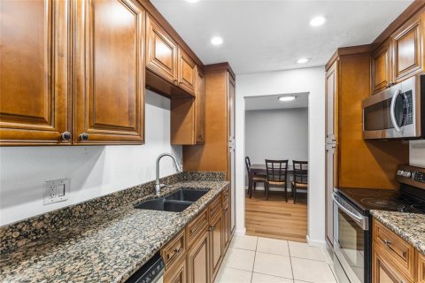 Купить виллу или дом в Олдсмар, Флорида 6 комнат, 147.06м2, № 2303110 - фото 21