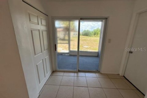 Immobilier commercial à vendre à Punta Gorda, Floride: 4 chambres, 194.72 m2 № 2094498 - photo 8