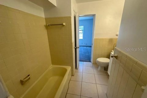 Immobilier commercial à vendre à Punta Gorda, Floride: 4 chambres, 194.72 m2 № 2094498 - photo 10