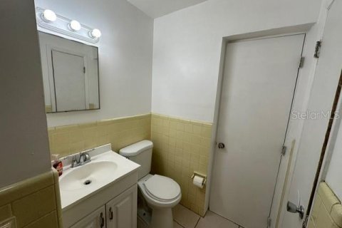 Immobilier commercial à vendre à Punta Gorda, Floride: 4 chambres, 194.72 m2 № 2094498 - photo 18