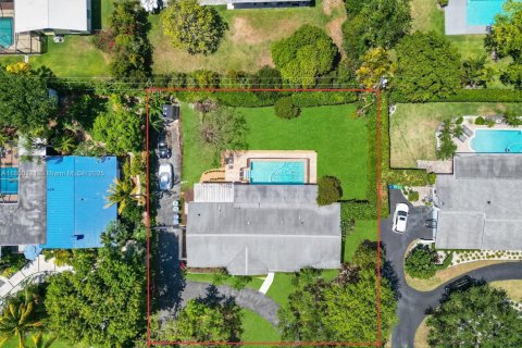 House in Palmetto Bay, Florida 4 bedrooms, 198.07 sq.m. № 1728680 - photo 29