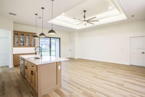 Villa ou maison à vendre à North Port, Floride: 3 chambres, 174.19 m2 № 2406634 - photo 11