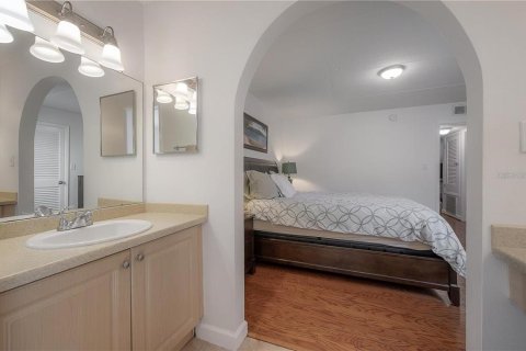 Copropriété à louer à Tampa, Floride: 2 chambres, 92.9 m2 № 1876910 - photo 13