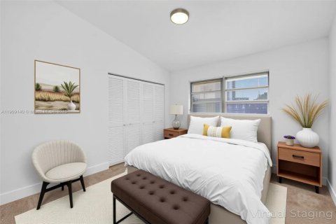 Снять в аренду виллу или дом в Дания-Бич, Флорида 3 спальни, 224.45м2, № 1966529 - фото 20