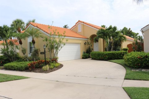 Villa ou maison à Palm Beach Gardens, Floride 3 chambres, 163.6 m2 № 2370644