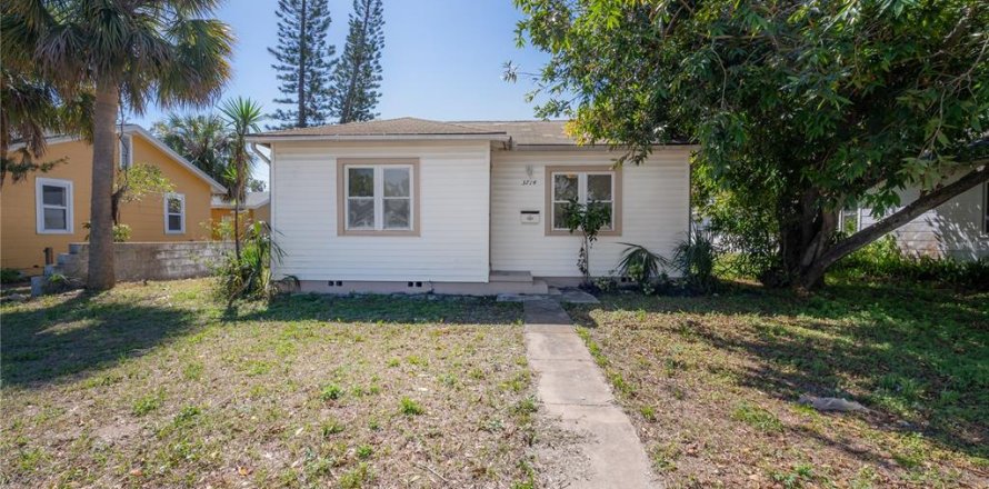 Casa en Saint Petersburg, Florida 3 dormitorios, 79.34 m2 № 1583760