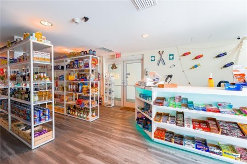 Condominio en alquiler en Miami, Florida, 2 dormitorios, 100.98 m2 № 1978523 - foto 27