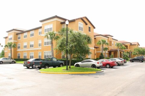 Condo à Orlando, Floride, 3 chambres  № 2324168