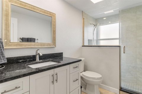 House in Port Charlotte, Florida 3 bedrooms, 182.65 sq.m. № 1635145 - photo 28