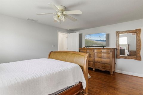 House in Port Charlotte, Florida 3 bedrooms, 182.65 sq.m. № 1635145 - photo 18
