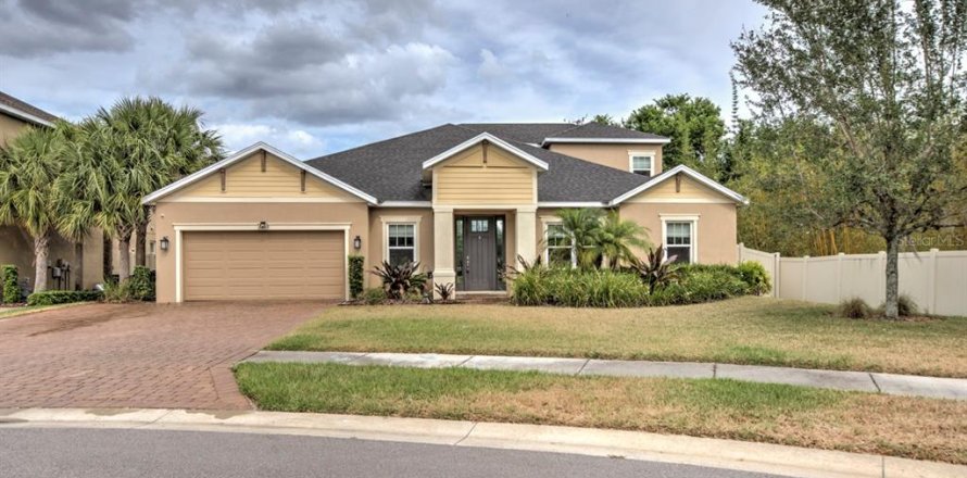 Villa ou maison à Palm Harbor, Floride 5 chambres, 356.56 m2 № 1881344
