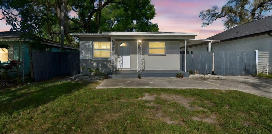 Casa en Tampa, Florida 3 dormitorios, 84.73 m2 № 2215632