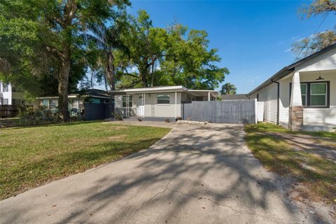 Casa en venta en Tampa, Florida, 3 dormitorios, 84.73 m2 № 2215632 - foto 6