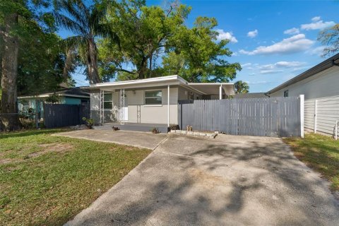 Casa en venta en Tampa, Florida, 3 dormitorios, 84.73 m2 № 2215632 - foto 7