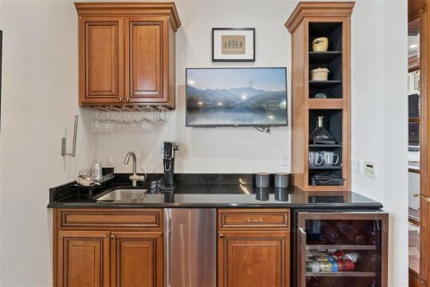 Townhouse in Tampa, Florida 3 bedrooms, 270.25 sq.m. № 2209547 - photo 30