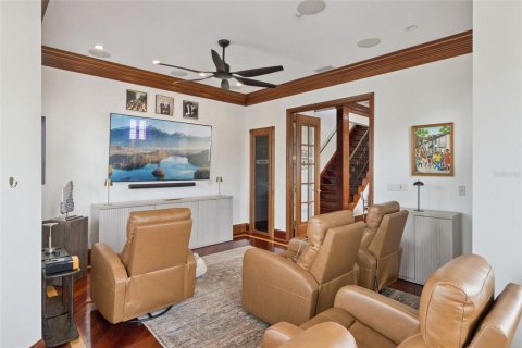 Townhouse in Tampa, Florida 3 bedrooms, 270.25 sq.m. № 2209547 - photo 28