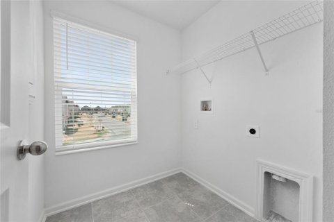 Casa en alquiler en Davenport, Florida, 4 dormitorios, 187.2 m2 № 1919624 - foto 7