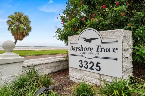 Copropriété à vendre à Tampa, Floride: 2 chambres, 86.96 m2 № 1912509 - photo 21