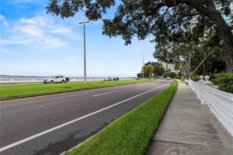 Copropriété à vendre à Tampa, Floride: 2 chambres, 86.96 m2 № 1912509 - photo 22