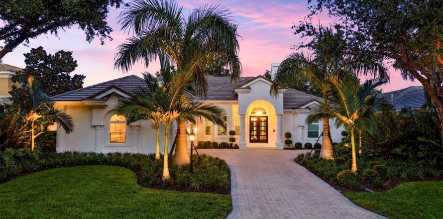House in Lakewood Ranch, Florida 4 bedrooms, 400.41 sq.m. № 2347553