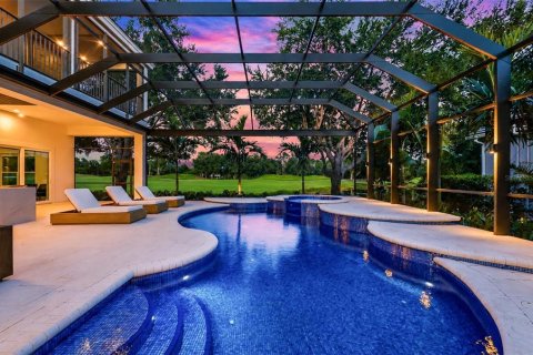 House in Lakewood Ranch, Florida 4 bedrooms, 400.41 sq.m. № 2347553 - photo 8