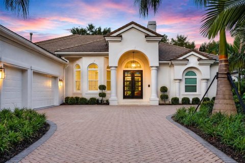 House in Lakewood Ranch, Florida 4 bedrooms, 400.41 sq.m. № 2347553 - photo 3
