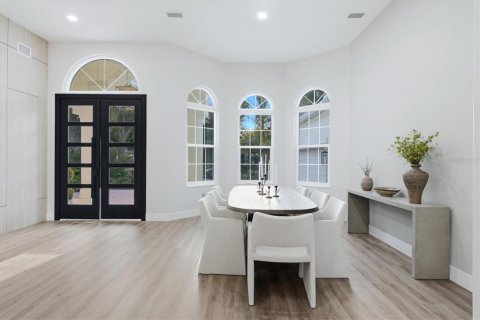 House in Lakewood Ranch, Florida 4 bedrooms, 400.41 sq.m. № 2347553 - photo 18