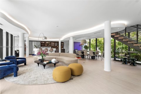 Купить виллу или дом в Майами, Флорида 5 спален, 384.8м2, № 2422606 - фото 4