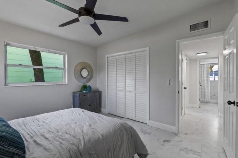 Villa ou maison à vendre à Saint Petersburg, Floride: 2 chambres, 107.77 m2 № 2200431 - photo 17