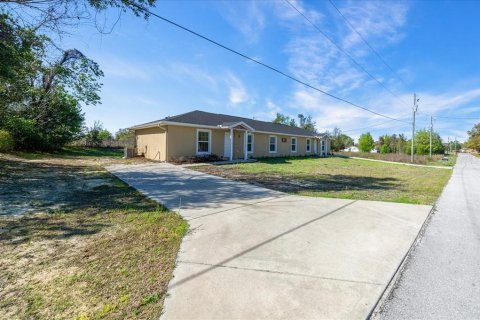 Propiedad comercial en venta en Ocala, Florida, 6 dormitorios, 185.34 m2 № 2155514 - foto 3