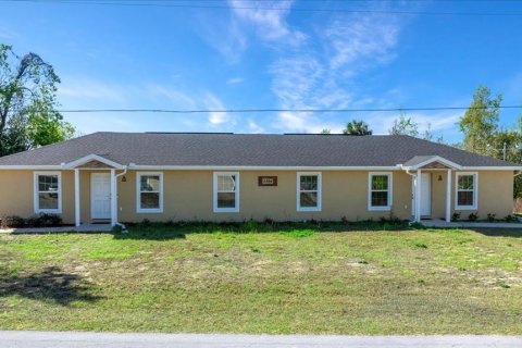 Propiedad comercial en Ocala, Florida 6 dormitorios, 185.34 m2 № 2155514