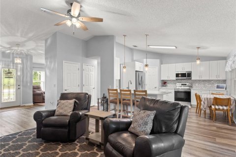 Villa ou maison à vendre à Palm Coast, Floride: 4 chambres, 181.44 m2 № 2403466 - photo 5