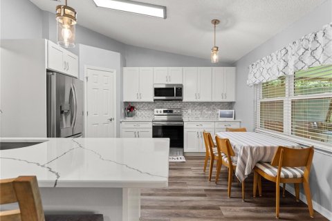 Villa ou maison à vendre à Palm Coast, Floride: 4 chambres, 181.44 m2 № 2403466 - photo 7