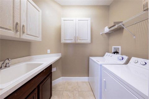 Casa en venta en Orlando, Florida, 3 dormitorios, 180.32 m2 № 2419664 - foto 24