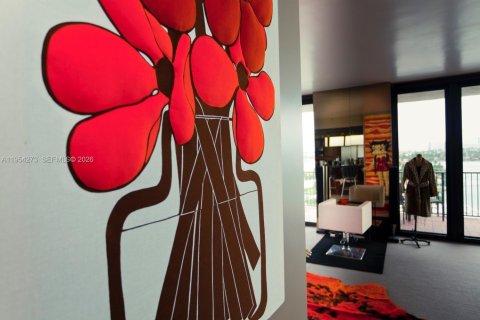 Apartamento en alquiler en Miami, Florida, 2 dormitorios, 170.01 m2 № 2008988 - foto 20