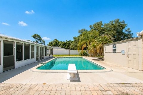 Immobilier commercial à vendre à Haines City, Floride: 4 chambres, 185.8 m2 № 2150663 - photo 18