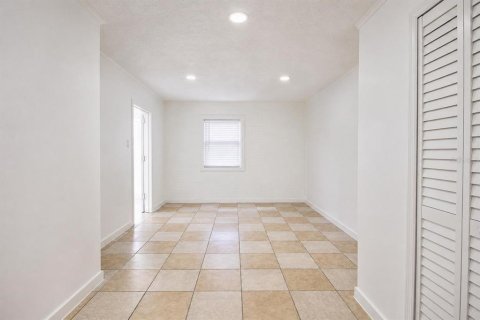Immobilier commercial à vendre à Haines City, Floride: 4 chambres, 185.8 m2 № 2150663 - photo 22