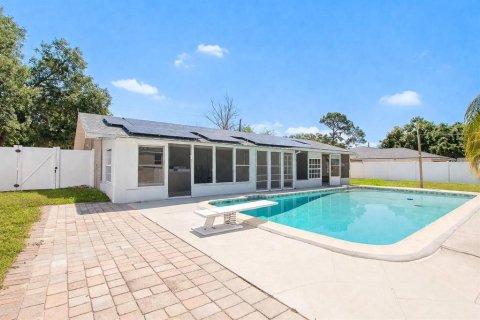 Immobilier commercial à vendre à Haines City, Floride: 4 chambres, 185.8 m2 № 2150663 - photo 19