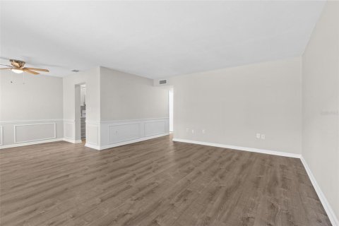 Condominio en alquiler en Saint Petersburg, Florida, 2 dormitorios, 85.01 m2 № 2122864 - foto 5