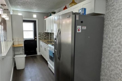 Condominio en venta en Miami Gardens, Florida, 1 dormitorio, 64.2 m2 № 2021292 - foto 14