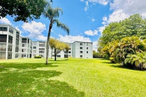 Copropriété à louer à Boca Raton, Floride: 2 chambres, 90.95 m2 № 1217676 - photo 1
