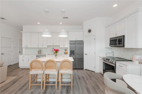 Adosado en venta en Oakland Park, Florida, 3 dormitorios, 166.02 m2 № 2188527 - foto 9