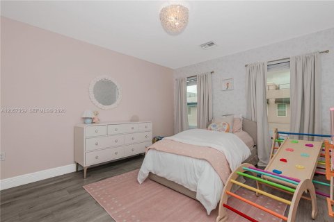 Adosado en venta en Oakland Park, Florida, 3 dormitorios, 166.02 m2 № 2188527 - foto 19