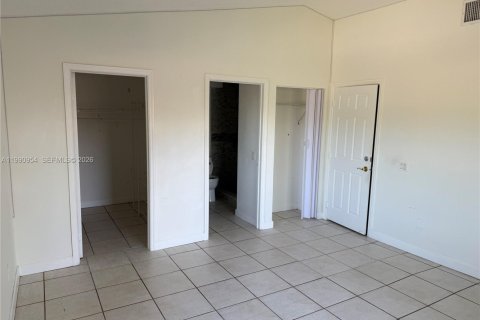 Купить таунхаус в Майами, Флорида 2 спальни, 126.35м2, № 2052315 - фото 20