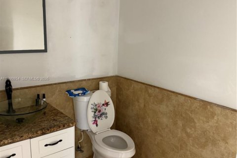 Купить таунхаус в Майами, Флорида 2 спальни, 126.35м2, № 2052315 - фото 17