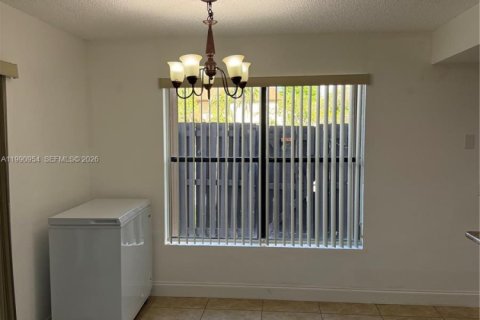 Купить таунхаус в Майами, Флорида 2 спальни, 126.35м2, № 2052315 - фото 14